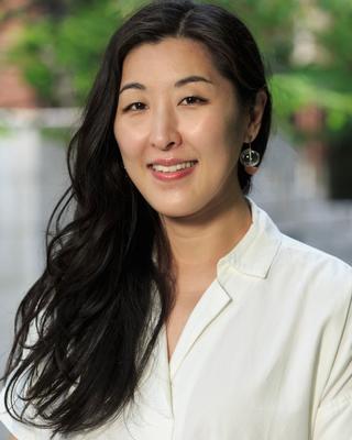Jeannie Kim Headshot
