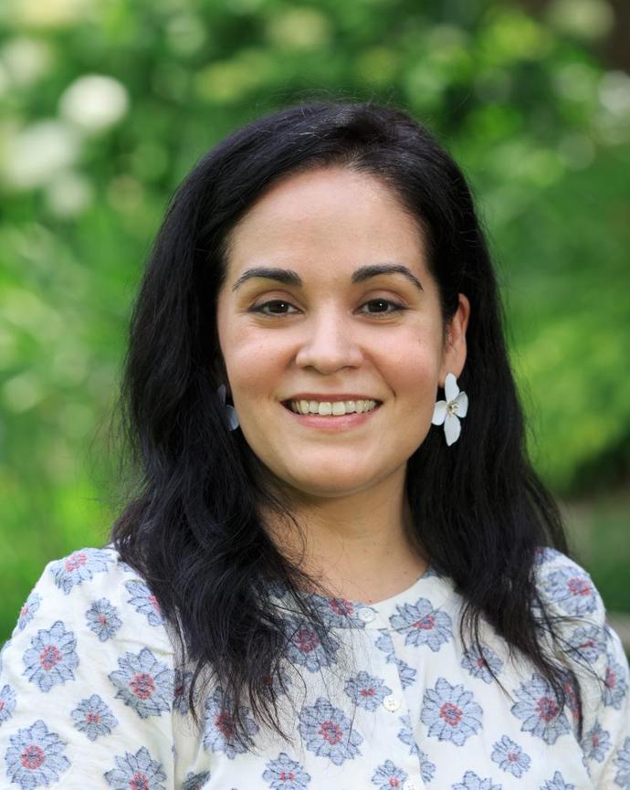 Deborah Ruiz headshot