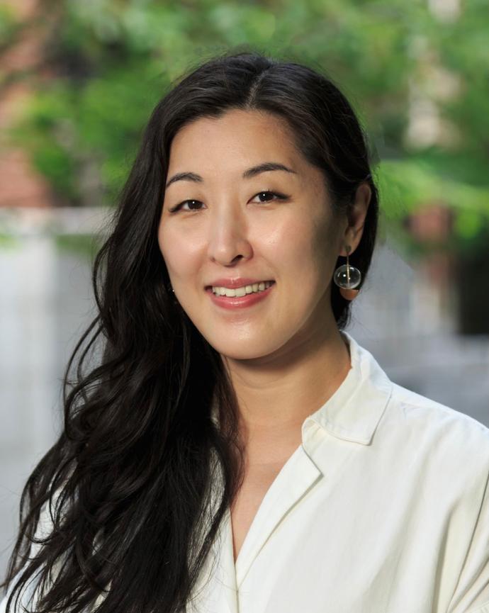 Jeannie Kim Headshot